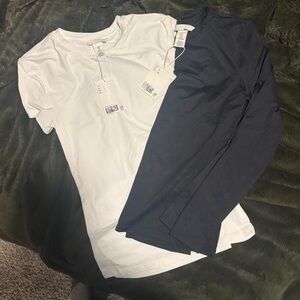 WomensLong Sleeve and Short Sleeve Shirt Set - White and black dry fit material